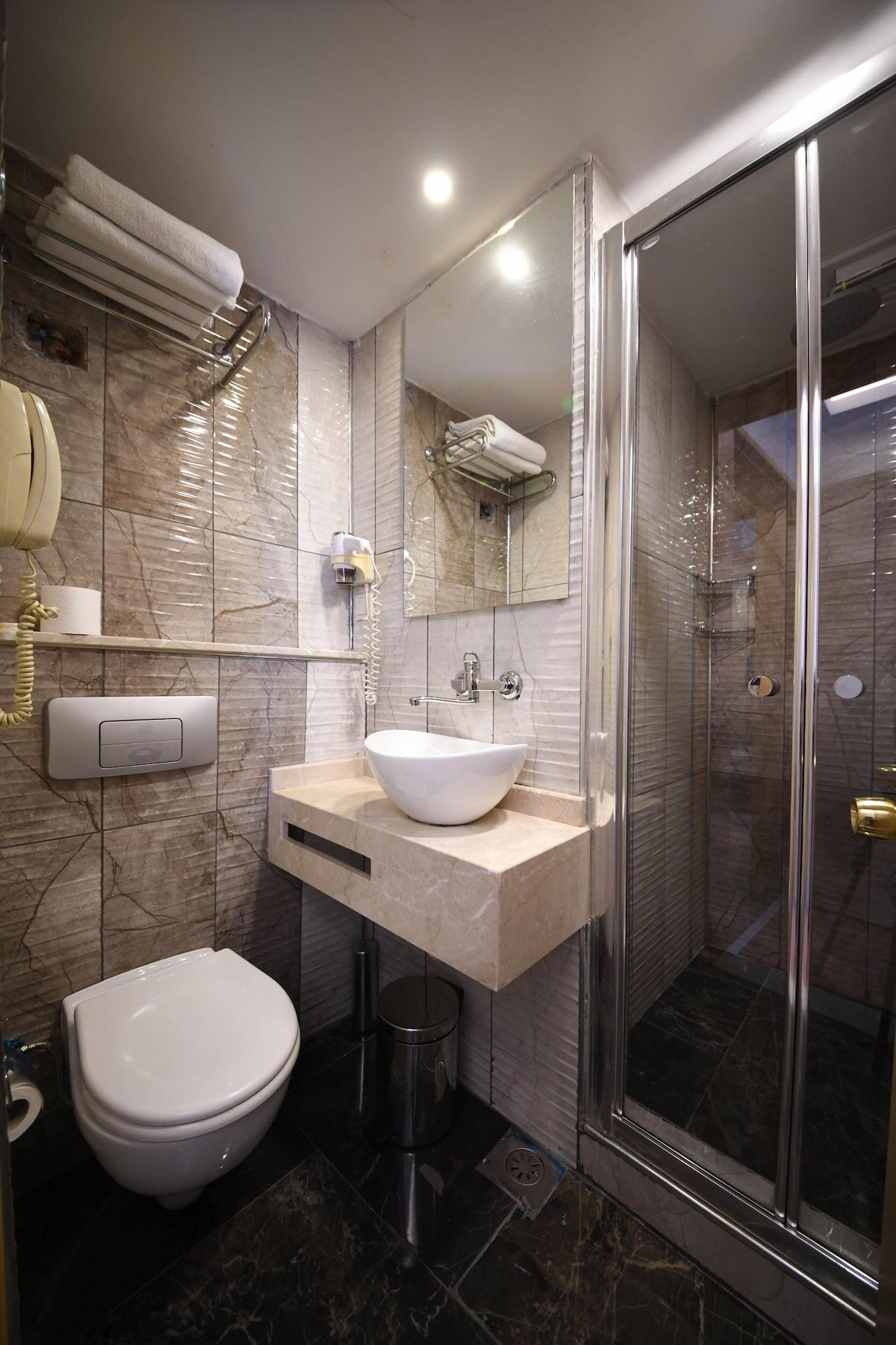 Park Star Hotel Taksim Istambul Extérieur photo