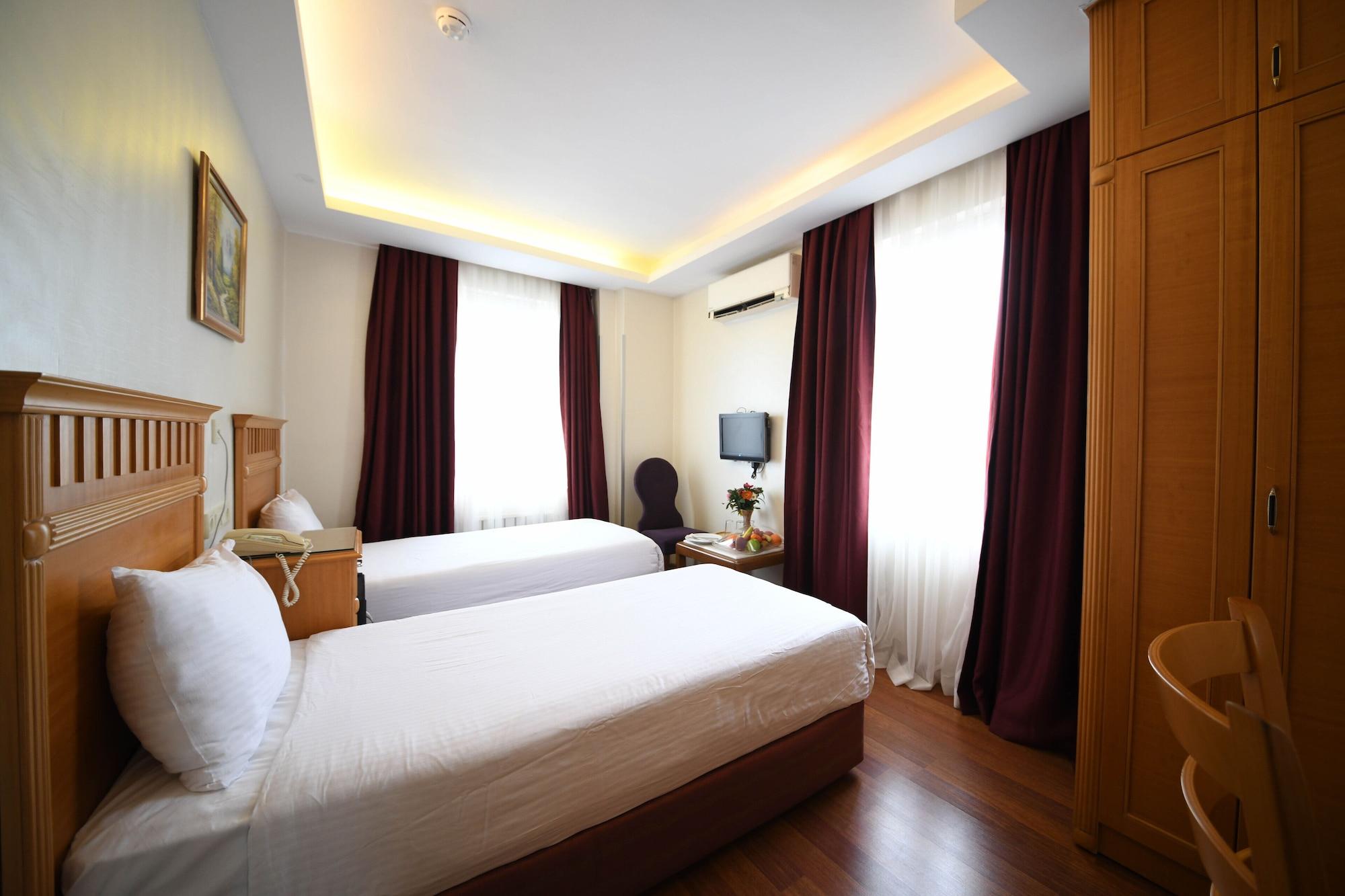 Park Star Hotel Taksim Istambul Extérieur photo