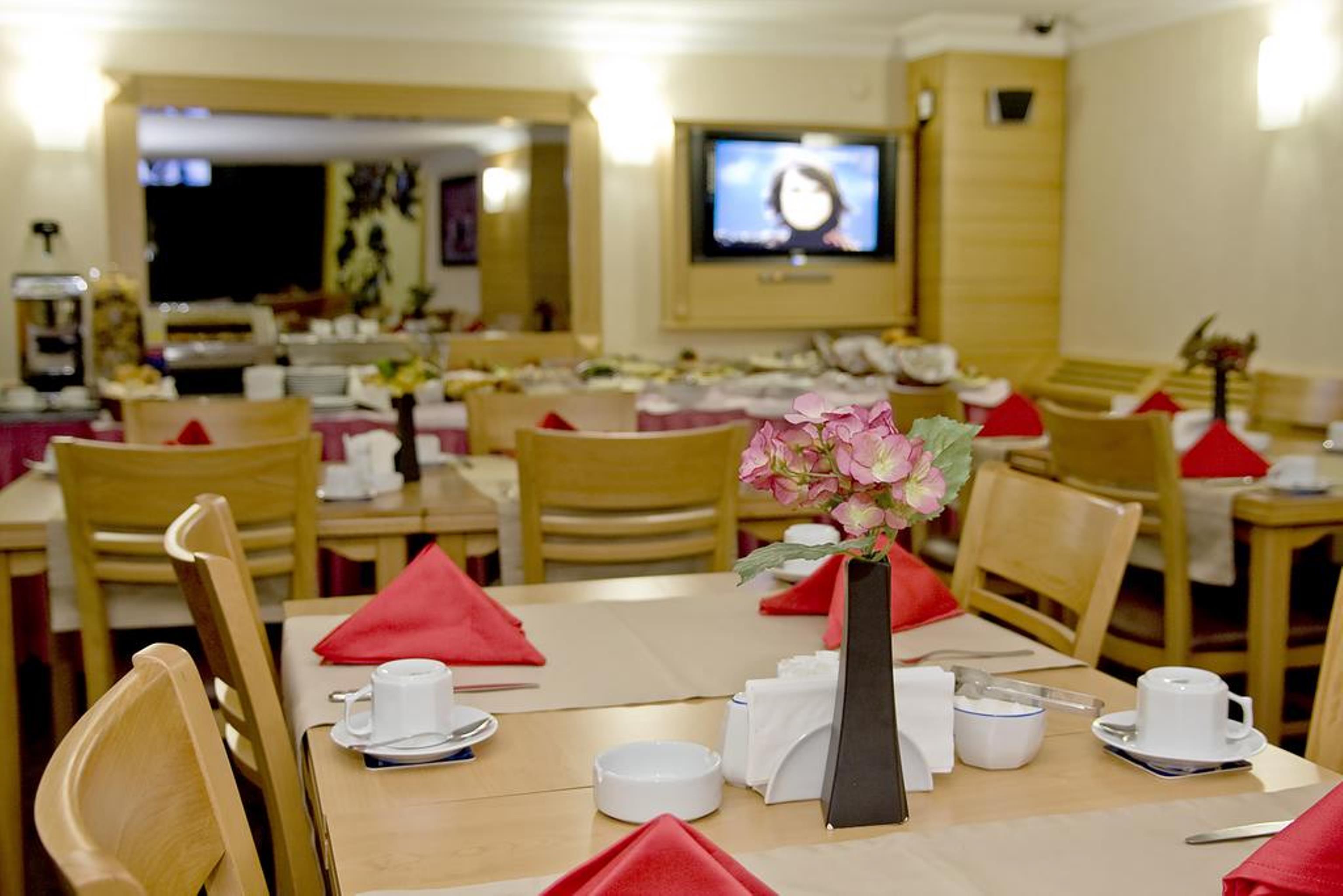Park Star Hotel Taksim Istambul Extérieur photo