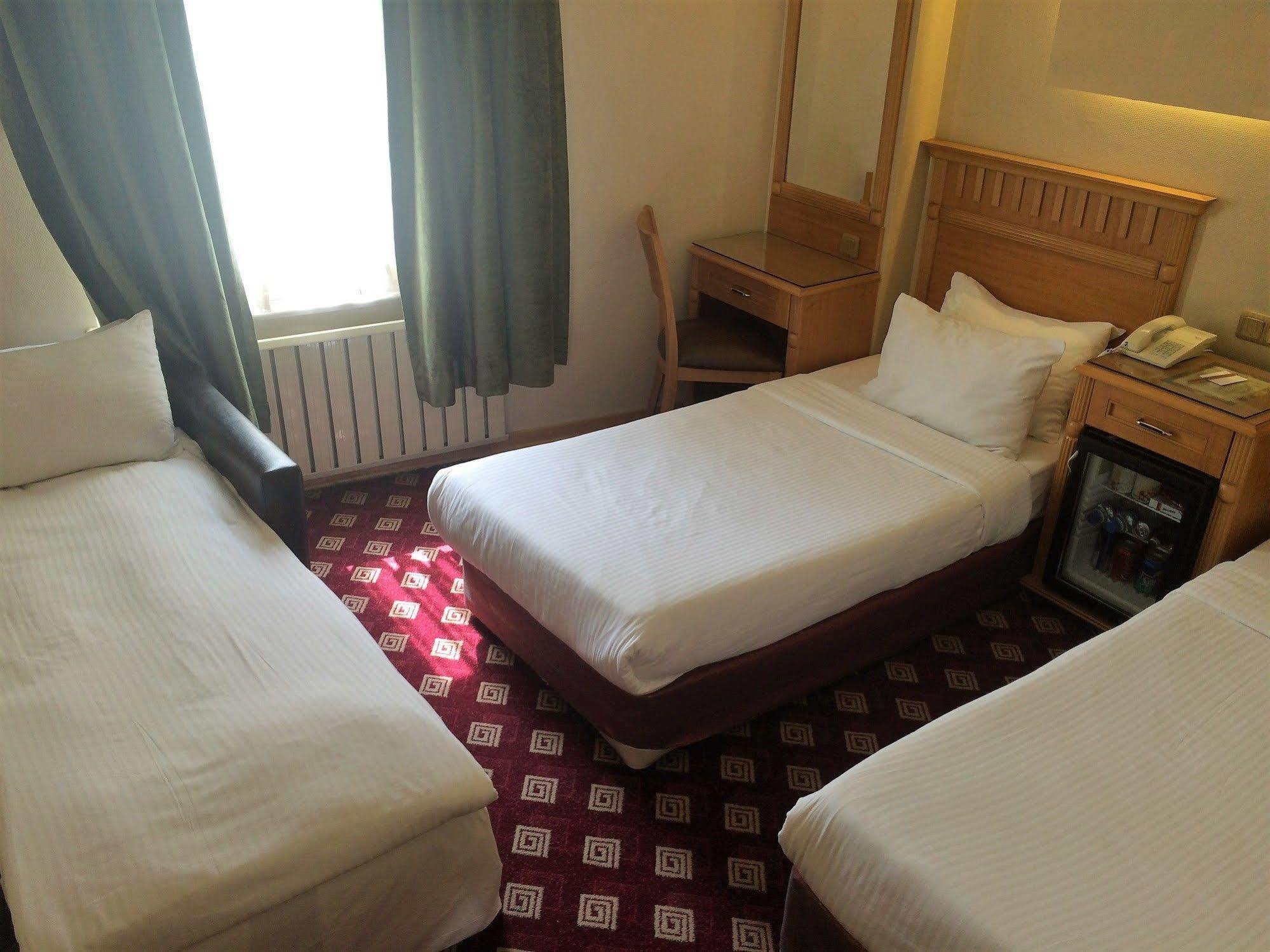 Park Star Hotel Taksim Istambul Extérieur photo