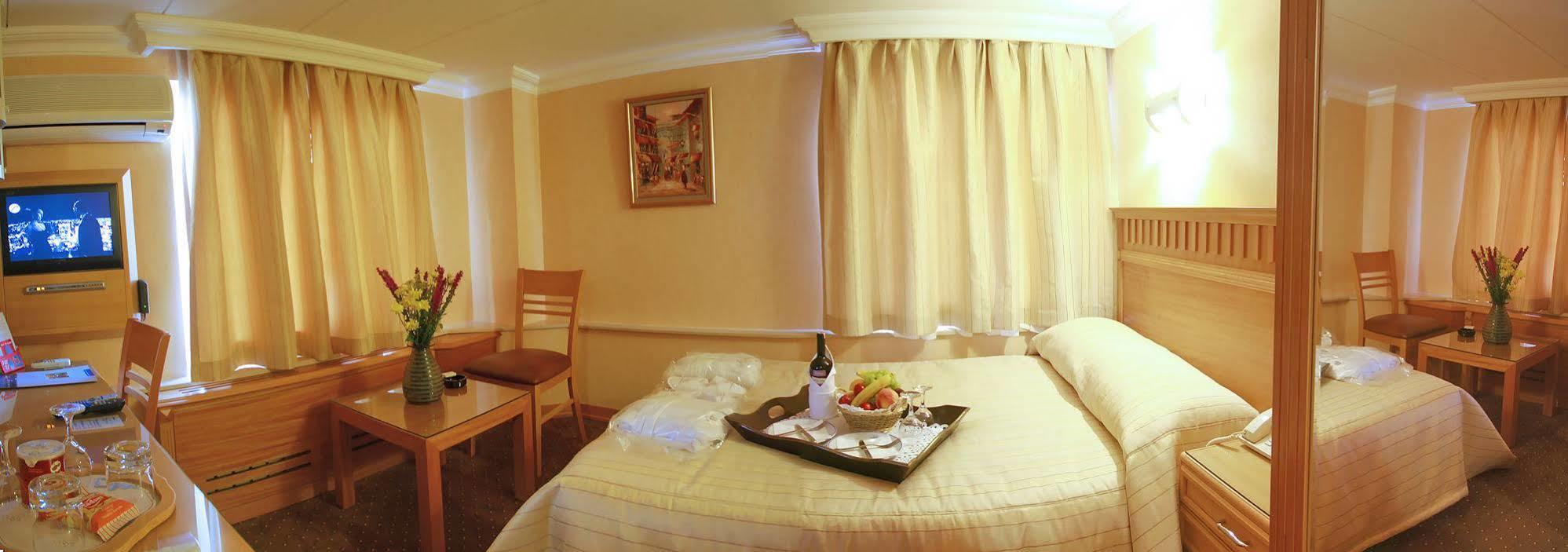 Park Star Hotel Taksim Istambul Chambre photo